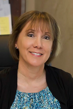 Suzanne Carlos - Business Consultant